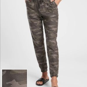 Athleta Farallon Camo Joggers